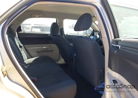 2006 Chrysler 300 from USA, damaged, VIN 2C3LA43R36H513831